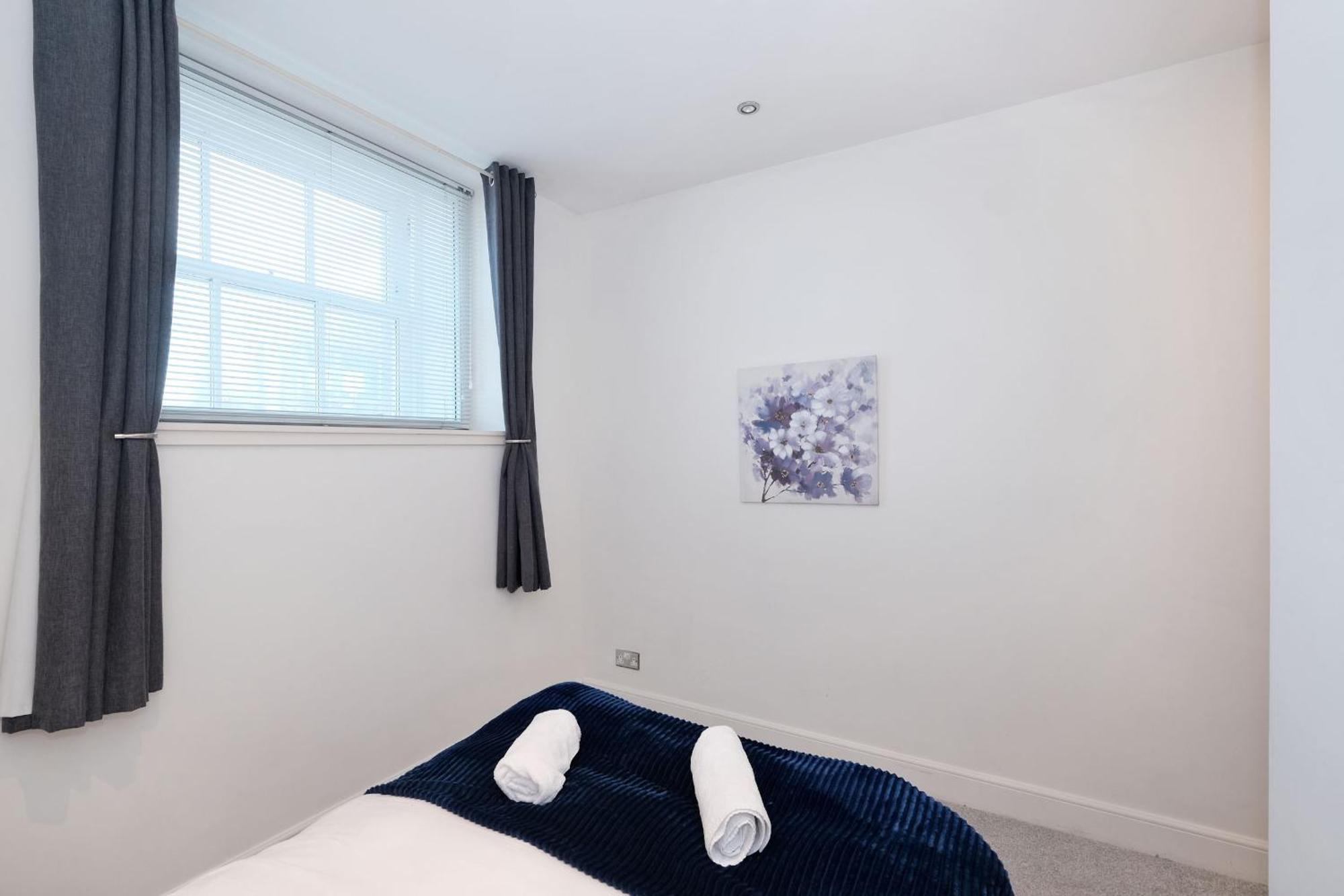 One Of A Kind Historic 3 Bedroom Apartment Aberdeen Bagian luar foto
